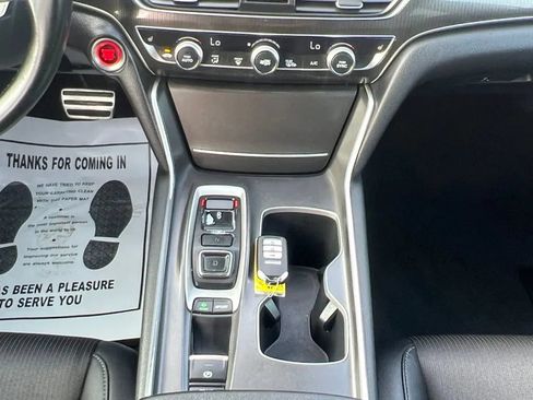 Used 2019 Honda Accord Sport image 12