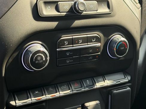 Used 2025 Chevrolet Silverado 1500 Custom RWD image 16