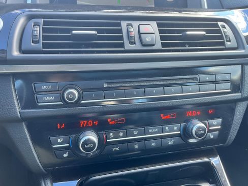 Used 2016 BMW 528i xDrive 528i xDrive w/ Premium Package image 19