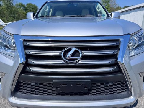 Used 2015 Lexus GX 460 w/ Premium Package AWD/4WD image 2