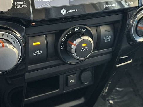 Used 2021 Toyota 4Runner TRD Off-Road Premium w/ Moonroof Package AWD/4WD image 24