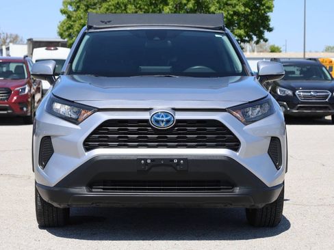Used 2021 Toyota RAV4 LE AWD/4WD image 5