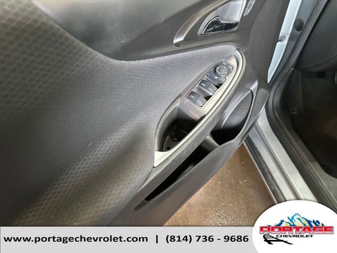 Used 2024 Chevrolet Malibu LT image 13