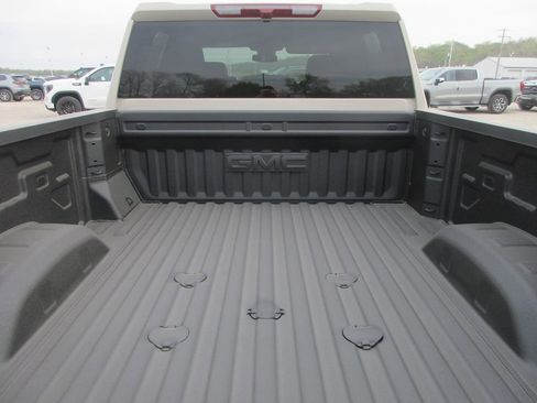 New 2026 GMC Sierra 3500 AT4 AWD/4WD image 6