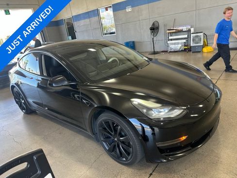 Used 2021 Tesla Model 3 Standard Range Plus RWD image 2