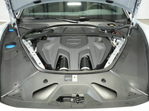 Used 2025 Porsche Panamera 4 AWD/4WD image 29