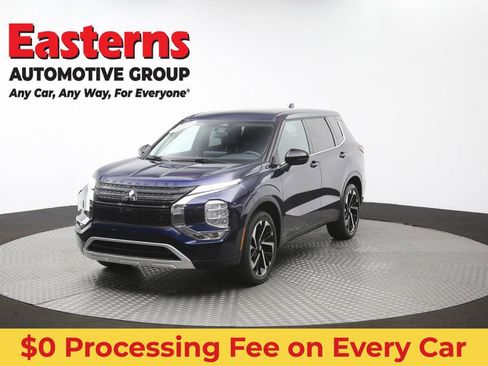 Used 2022 Mitsubishi Outlander SE AWD/4WD image 44