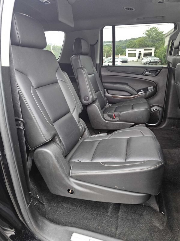 Used 2018 Chevrolet Suburban LT AWD/4WD image 12