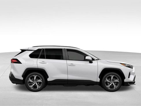 New 2025 Toyota RAV4 SE image 32