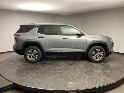 New 2026 Chevrolet Equinox LT w/ Convenience Package II image 8