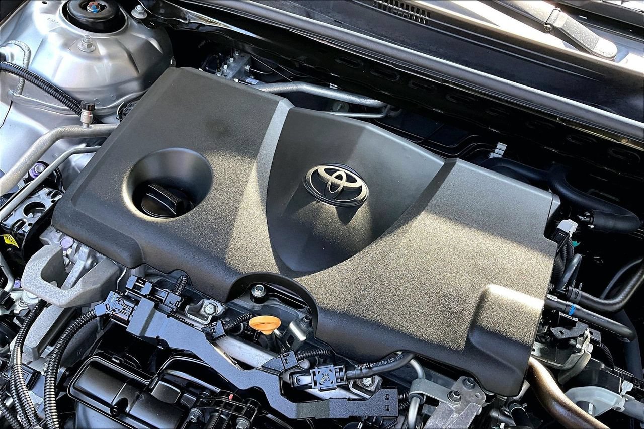 Used 2019 Toyota Camry SE FWD image 30