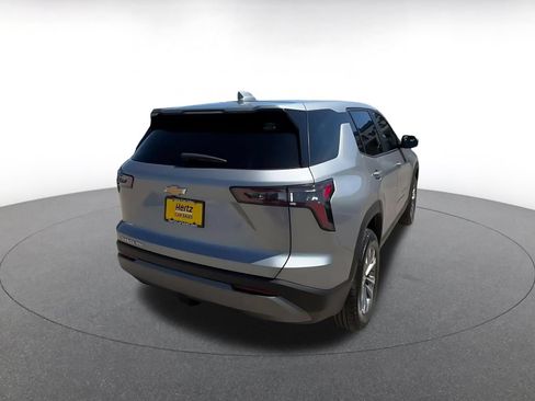 Used 2025 Chevrolet Equinox LT AWD/4WD image 11