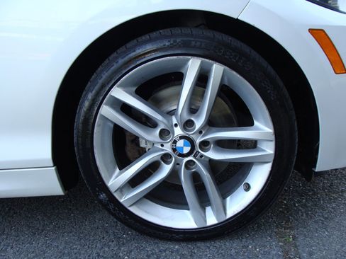 Used 2016 BMW 228i xDrive Coupe image 32