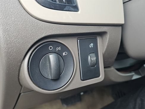 Used 2008 Ford Focus SE image 21