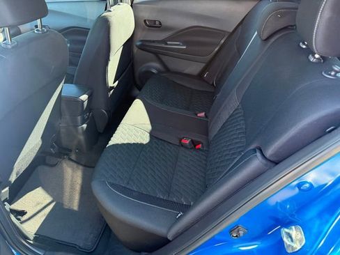 Used 2021 Nissan Kicks S image 25