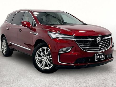 Used 2022 Buick Enclave Premium w/ Surround and Sites Package FWD image 1
