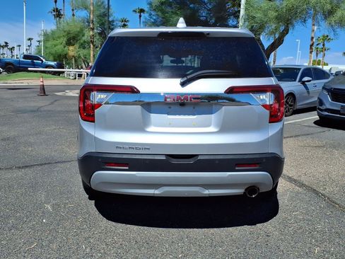 Used 2020 GMC Acadia SLE FWD image 6