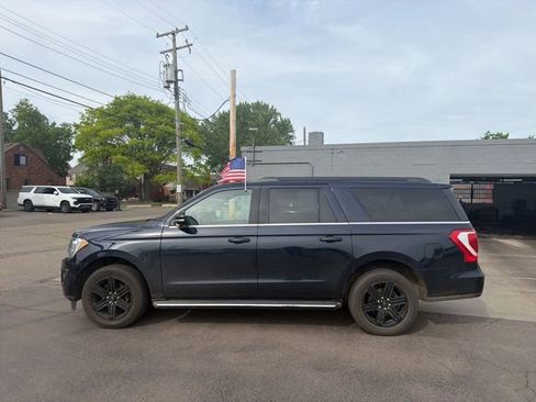 Used 2021 Ford Expedition Max XLT AWD/4WD image 4
