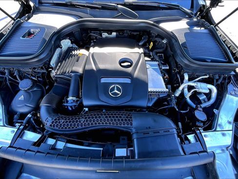 Used 2019 Mercedes-Benz GLC 300 image 31