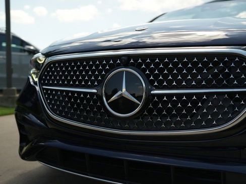 Certified 2026 Mercedes-Benz E 350 4MATIC Sedan image 11