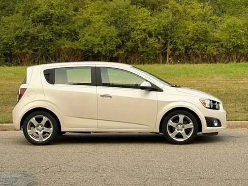 Used 2013 Chevrolet Sonic LTZ FWD image 39