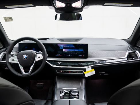 New 2026 BMW X7 xDrive40i image 9