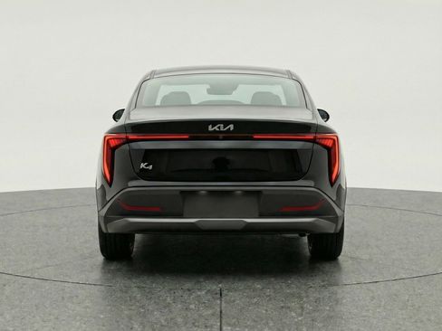 Used 2025 Kia K4 LXS image 7