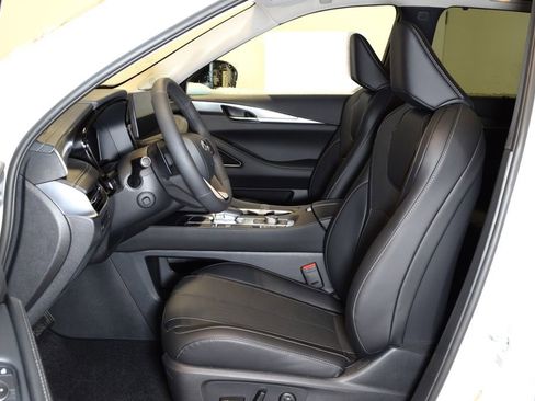 New 2026 INFINITI QX60 Luxe w/ Cargo Package image 11