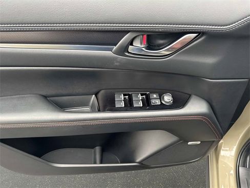 Used 2024 MAZDA CX-5 Carbon Edition image 15