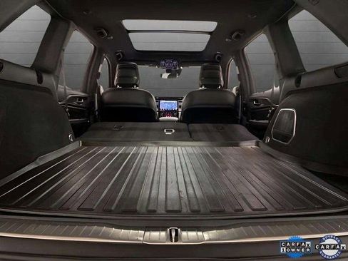 Used 2023 Jeep Grand Cherokee Overland w/ Luxury Tech Group IV image 89