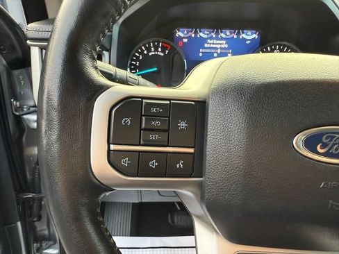 Used 2024 Ford Expedition XLT AWD/4WD image 19