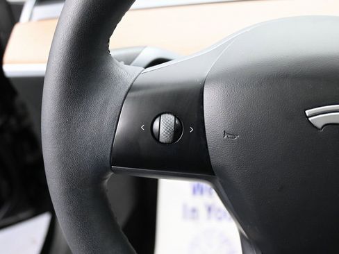 Used 2021 Tesla Model 3 Long Range image 18