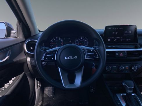 Used 2024 Kia Forte LXS image 12