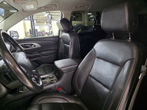 Used 2020 Chevrolet Traverse RS w/ LPO, Cargo Package FWD image 22