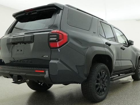 New 2026 Toyota 4Runner SR5 RWD image 10
