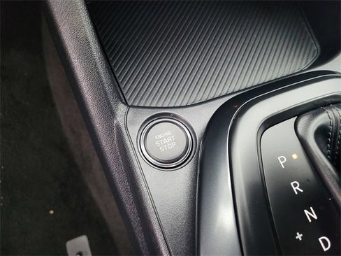 Used 2025 Kia K4 LXS image 14