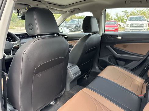New 2026 Volkswagen Jetta SEL FWD image 17