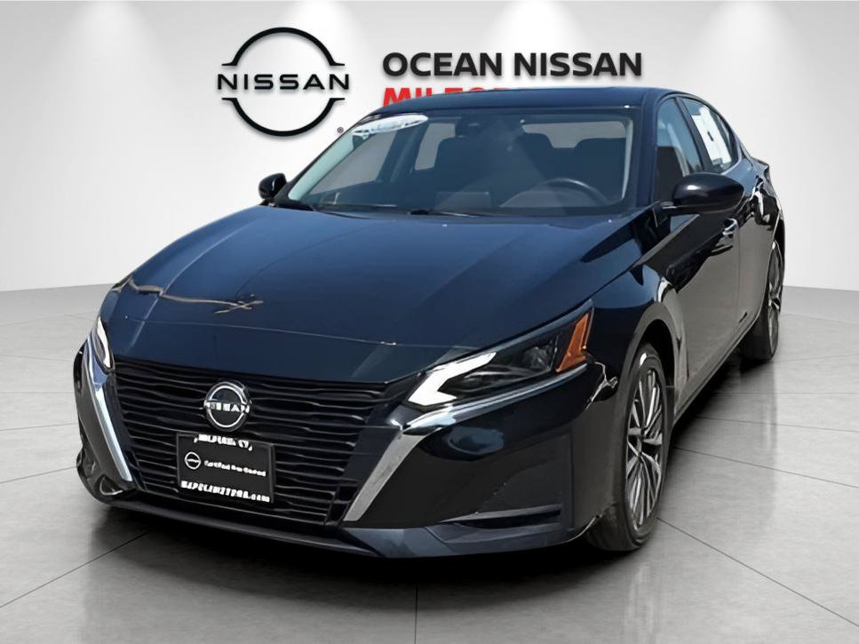 Certified 2023 Nissan Altima 2.5 SV AWD/4WD image 1