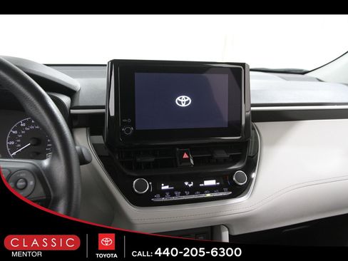 Certified 2025 Toyota Corolla Cross L image 9