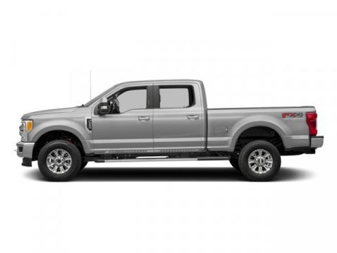 Used 2017 Ford F250 XLT w/ XLT Value Package image 3