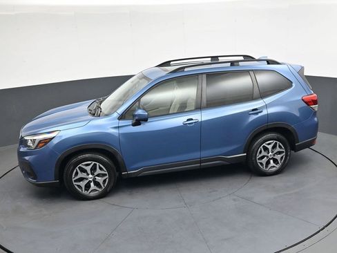 Used 2019 Subaru Forester Premium image 28