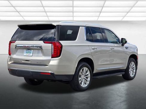 Used 2023 GMC Yukon SLT AWD/4WD image 22