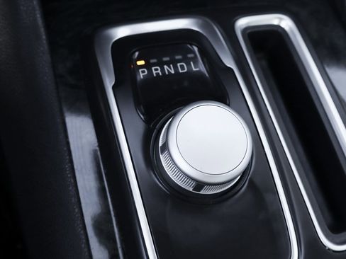 Used 2022 Chrysler 300 Touring L w/ Popular Equipment Group image 38