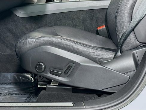 Used 2023 Volvo XC60 B5 Plus image 25