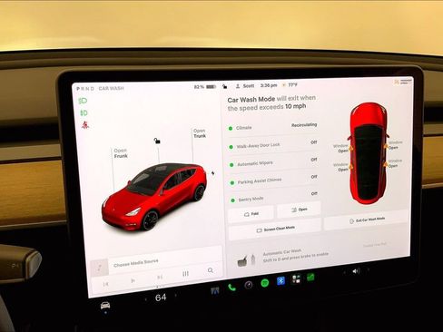 Used 2022 Tesla Model Y Performance AWD/4WD image 19