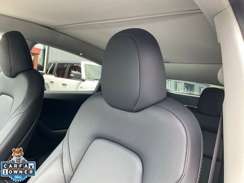 Used 2023 Tesla Model Y Long Range AWD/4WD image 18
