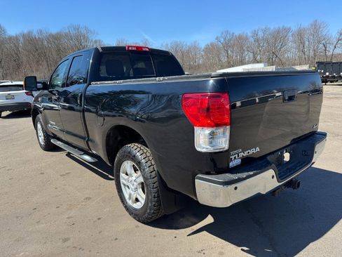 Used 2011 Toyota Tundra 4x4 Double Cab image 3