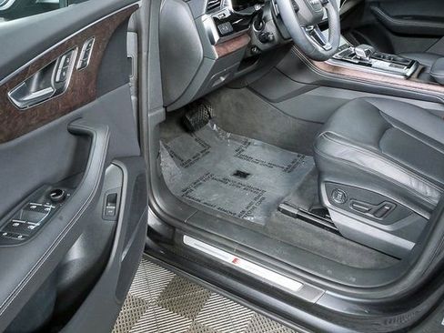 Used 2023 Audi Q8 Premium Plus w/ Premium Plus Package image 8