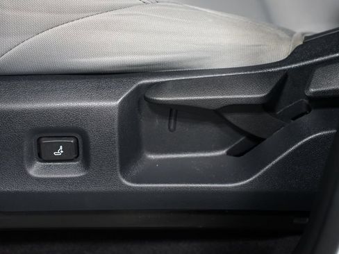 Certified 2024 Toyota Tacoma SR5 image 34