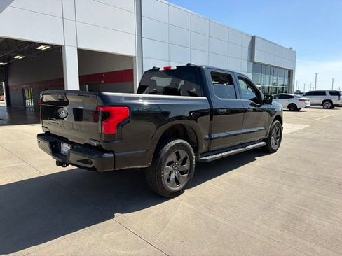 Used 2025 Ford F150 Lightning Flash AWD/4WD image 7
